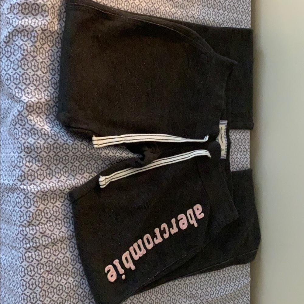 Abercrombie - Drawstring Sweats - Picture 2 of 3